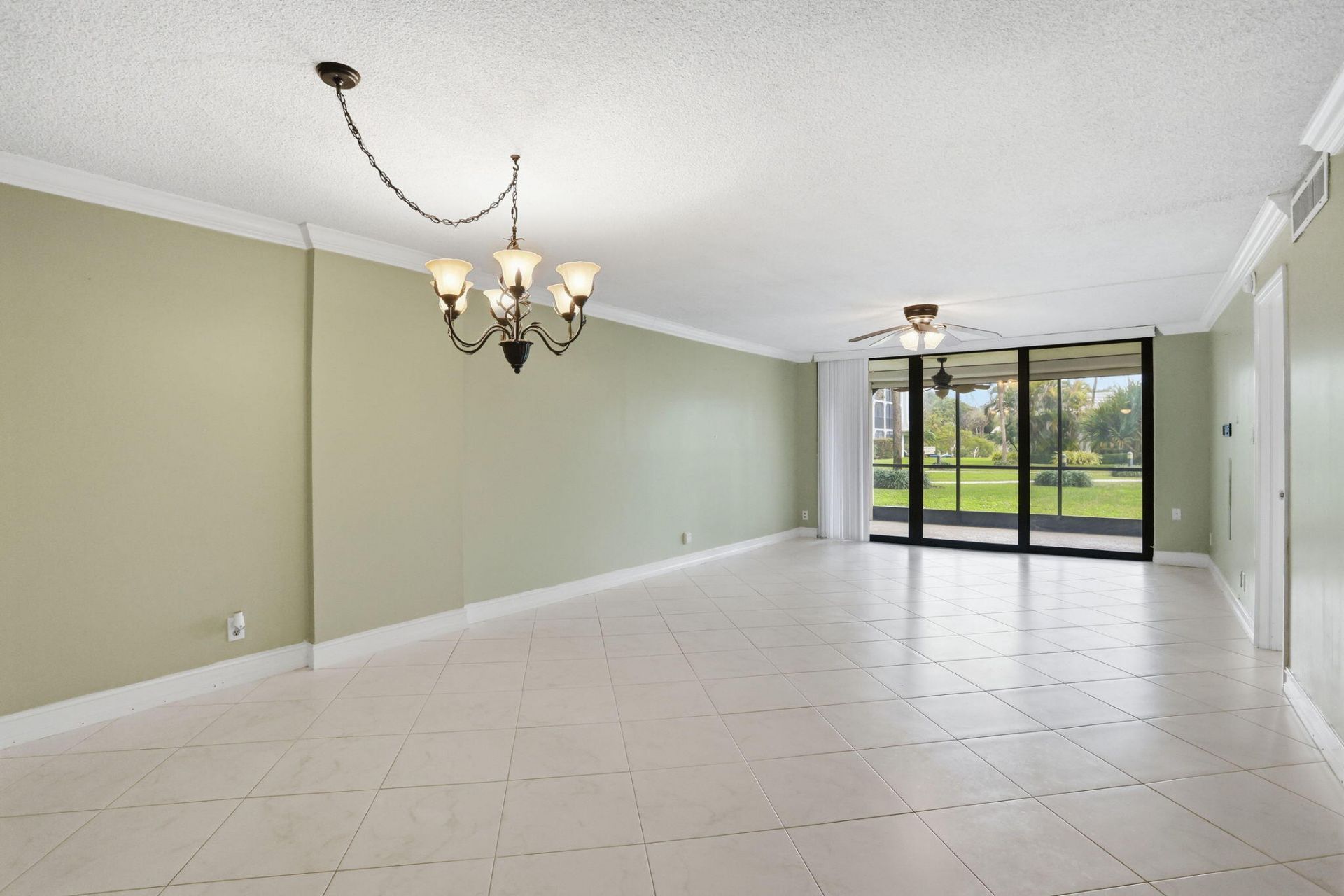 1629 Riverview Road, Unit 117, Deerfield Beach, FL 33441 Photo