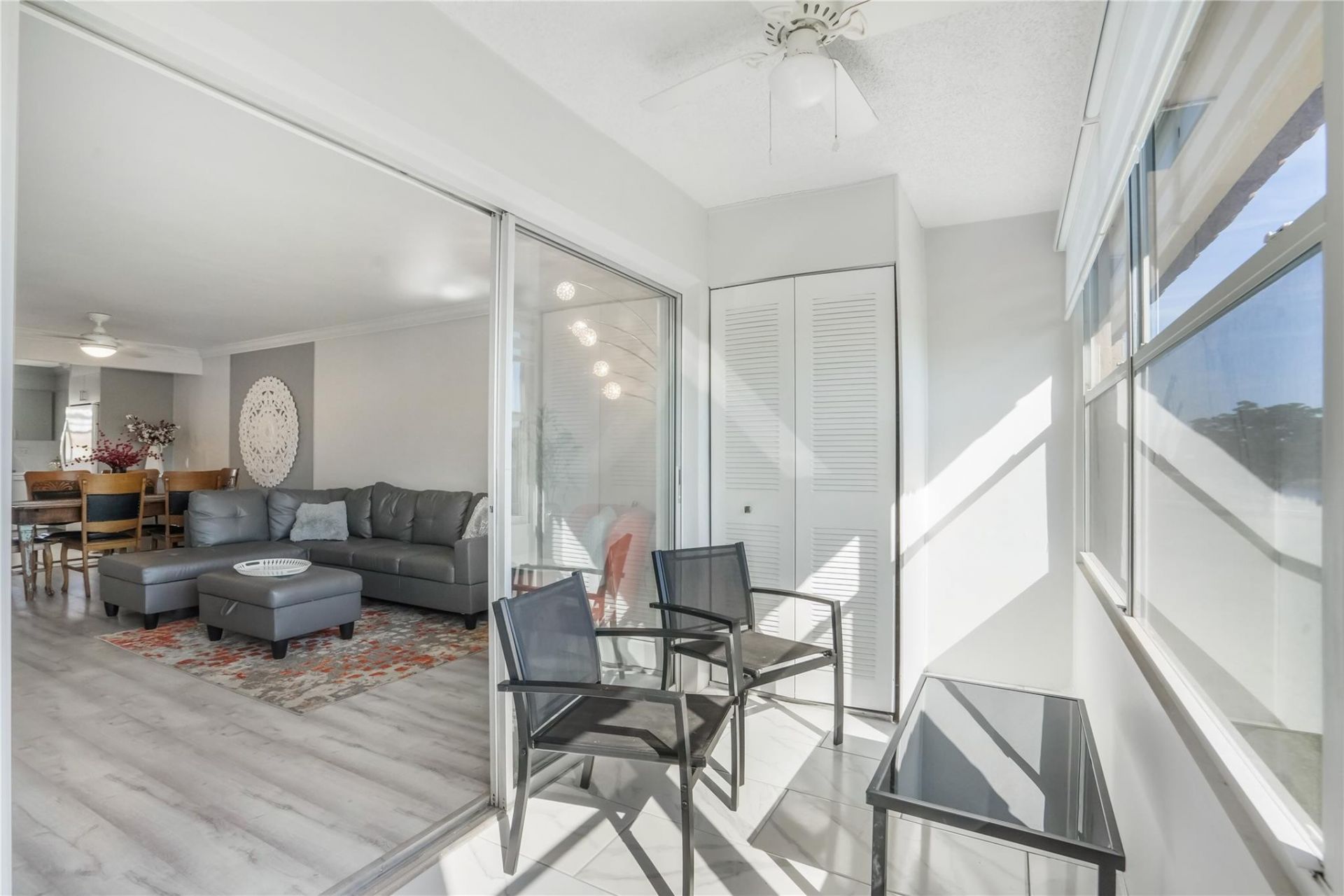 9300 Sunrise Lakes Boulevard, Unit 309, Sunrise, FL 33322 Photo