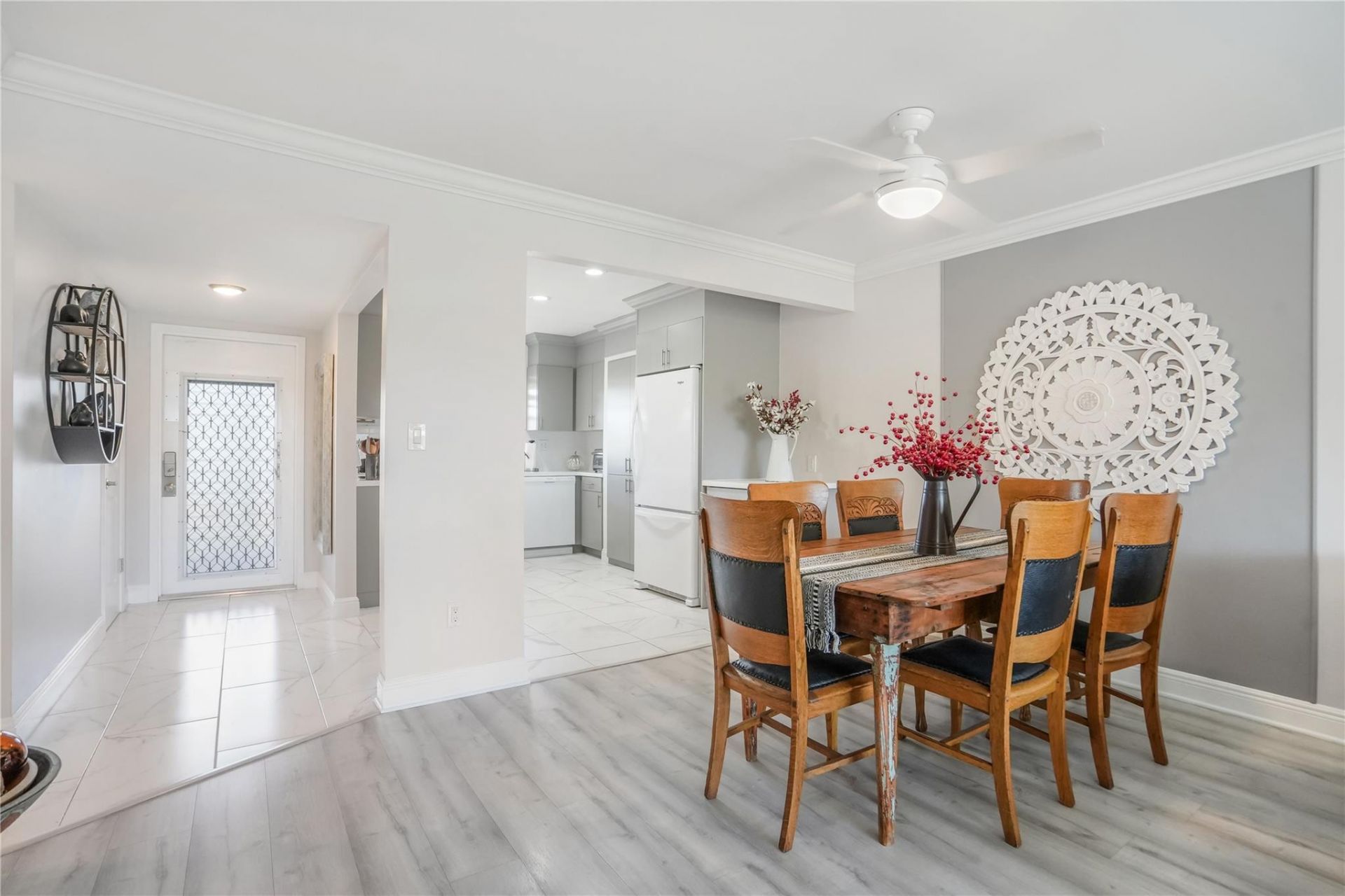 9300 Sunrise Lakes Boulevard, Unit 309, Sunrise, FL 33322 Photo