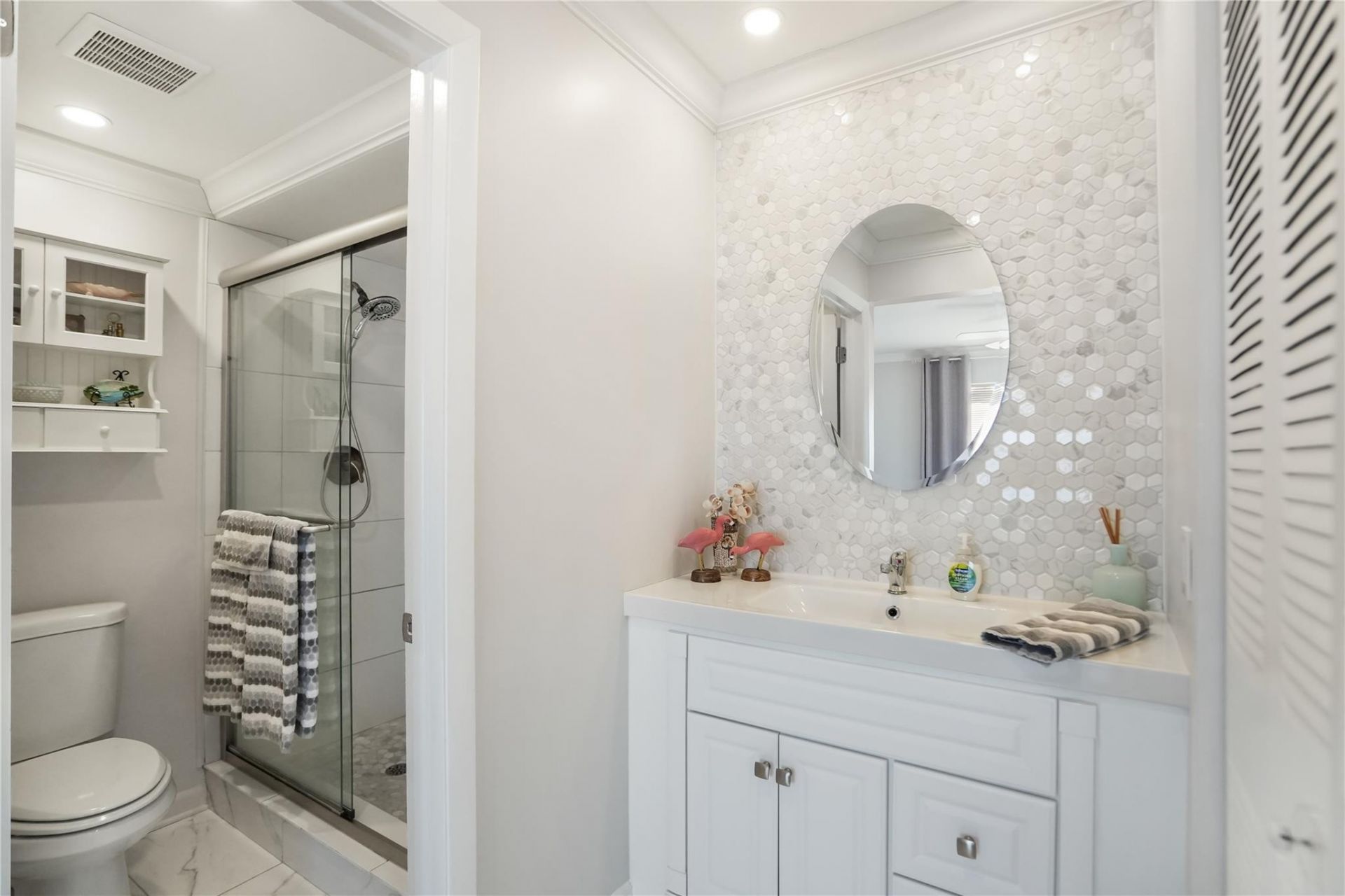 9300 Sunrise Lakes Boulevard, Unit 309, Sunrise, FL 33322 Photo