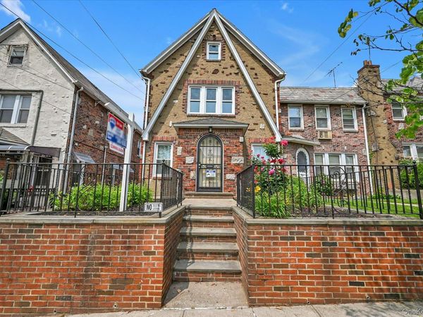 5428 65th Place, Maspeth, NY 11378