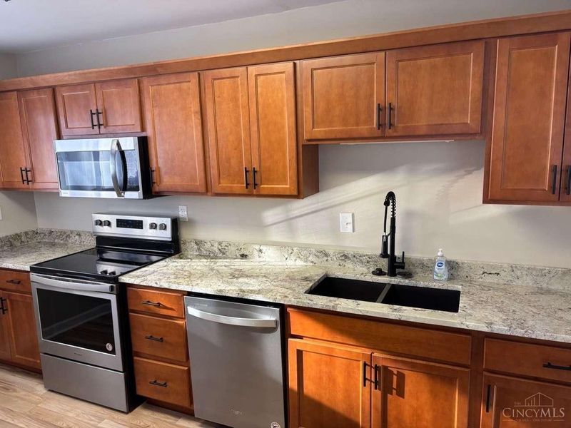 7909 Burgundy Lane, Cincinnati, OH 45224 Photo 15