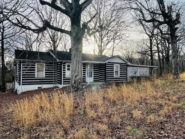 205 Timothy Drive, Camden, TN 38320