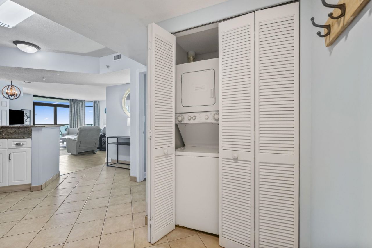 3000 N Ocean Blvd. Photo 17