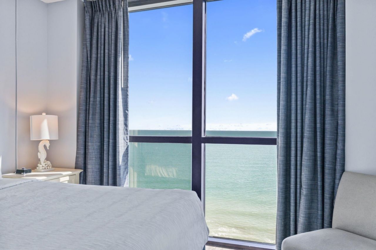 3000 N Ocean Blvd. Photo 20