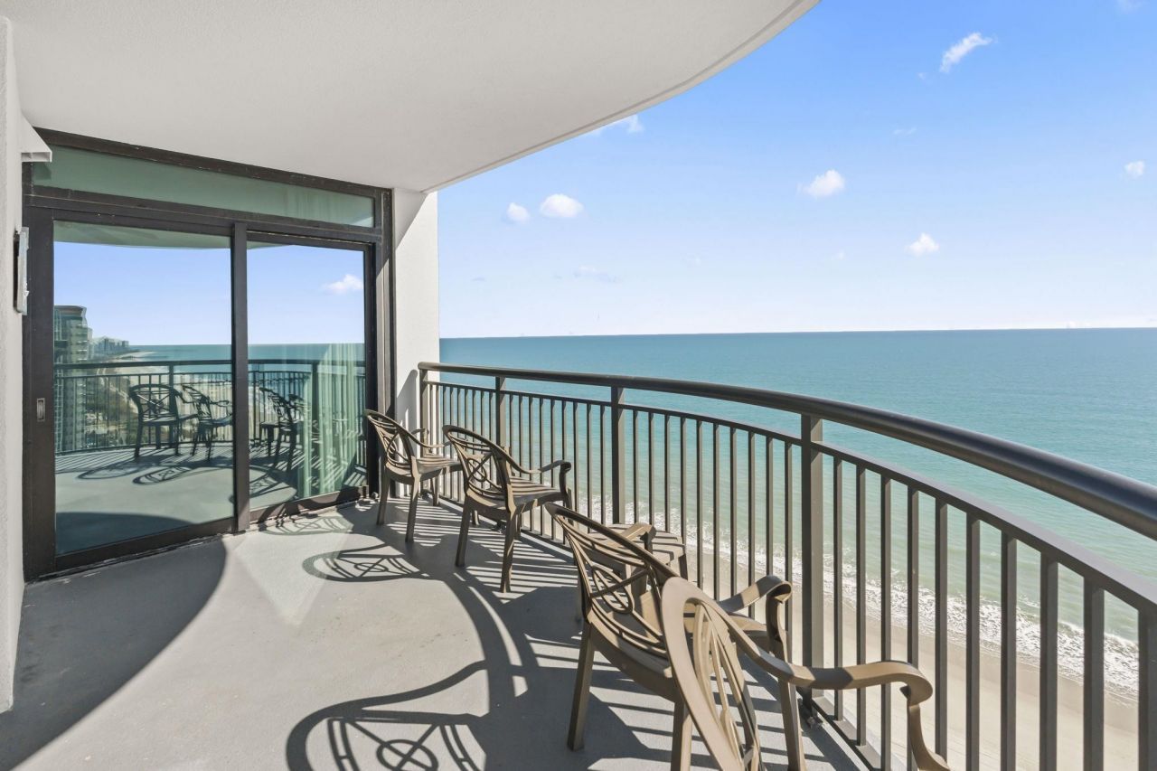 3000 N Ocean Blvd. Photo 21