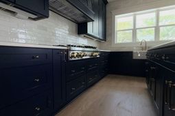 1308 Holly Dr. photo 4