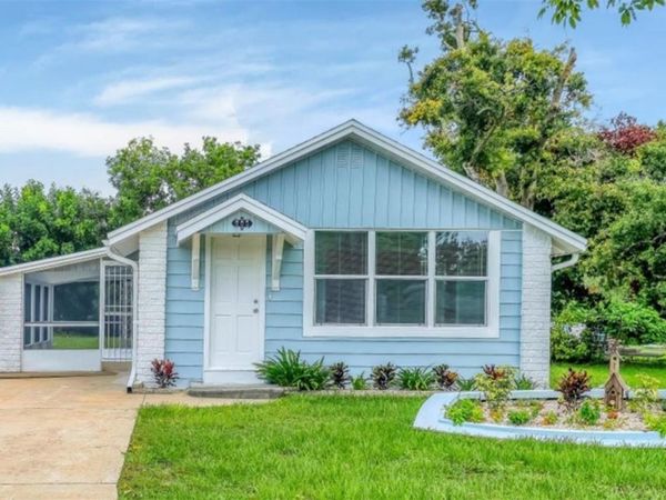 905 MYRTLE AVENUE, VENICE, FL 34285