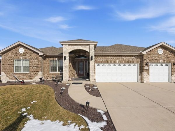 16264 W Pinto Lane, Manhattan, IL 60442