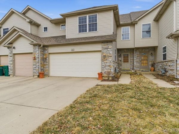 247 W DeKalb Drive, Maple Park, IL 60151