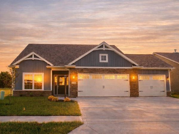 3136 E Rocky Way, Winona Lake, IN 46590