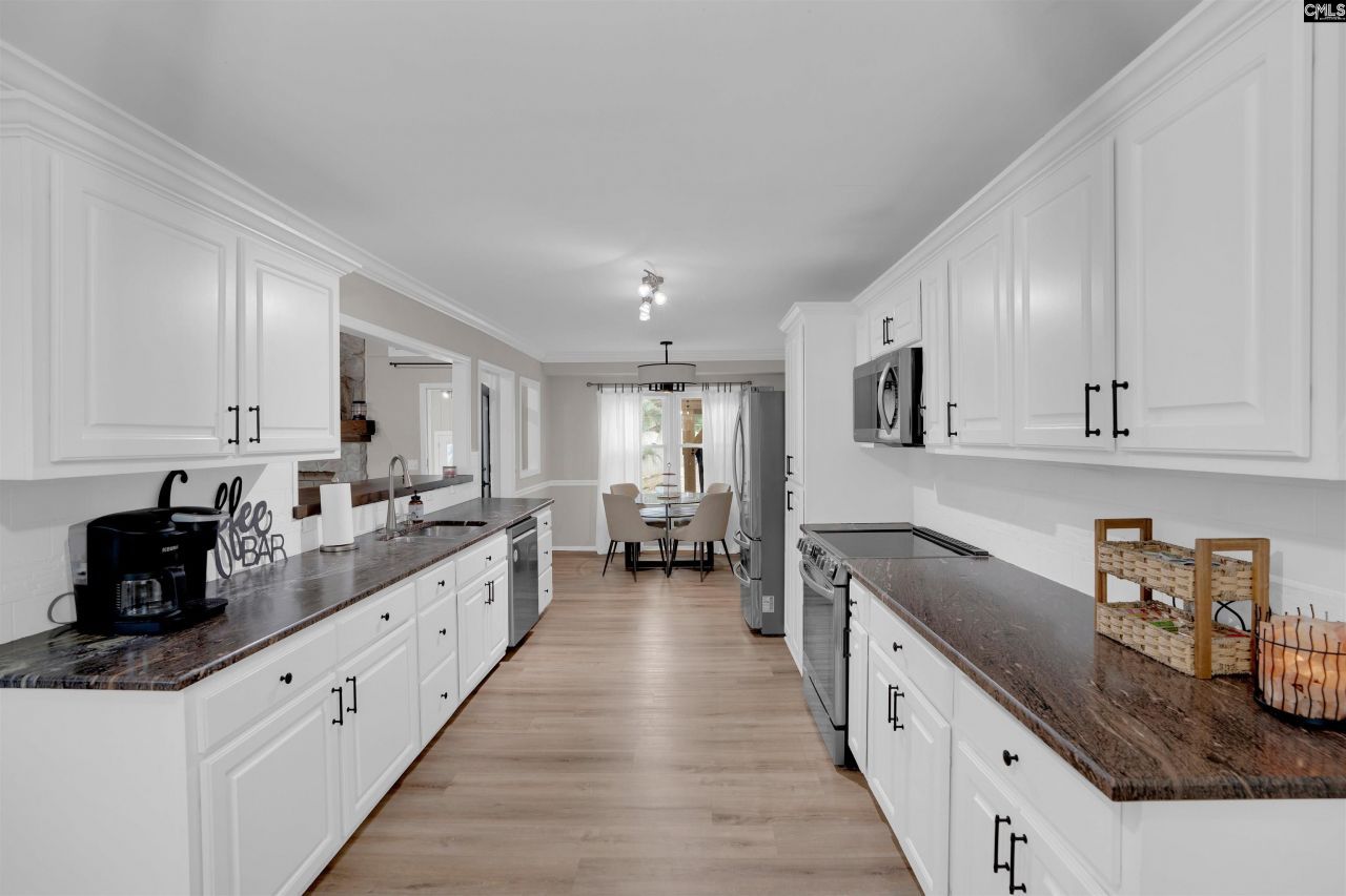 1408 Brookview Road Photo 13