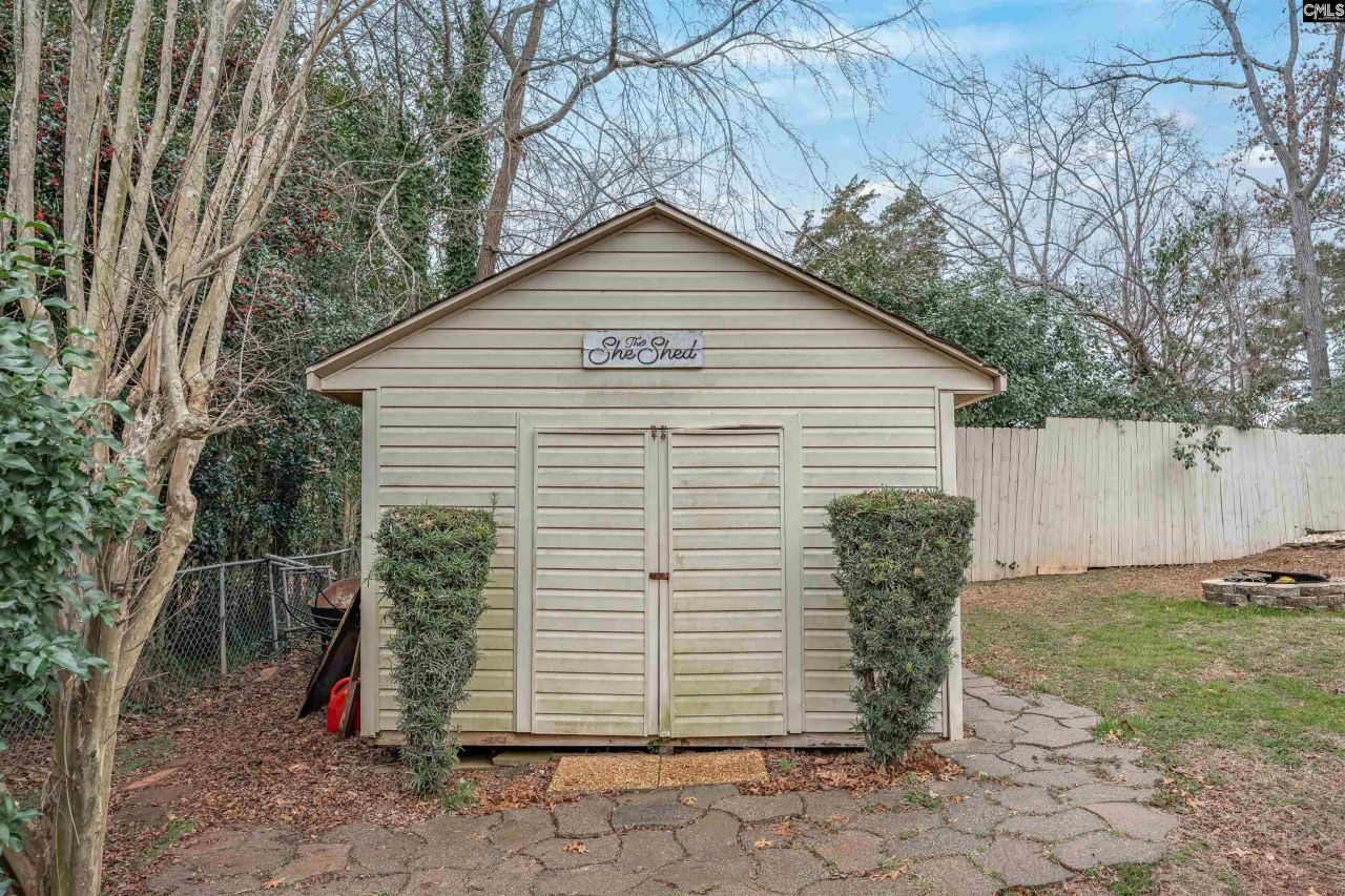 1408 Brookview Road Photo 40