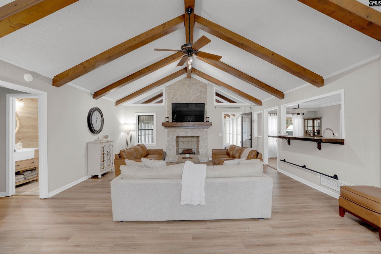 1408 Brookview Road Photo 8