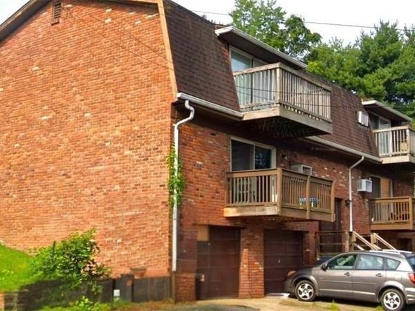 98 View St, Unit 2, Weirton, WV 26062
