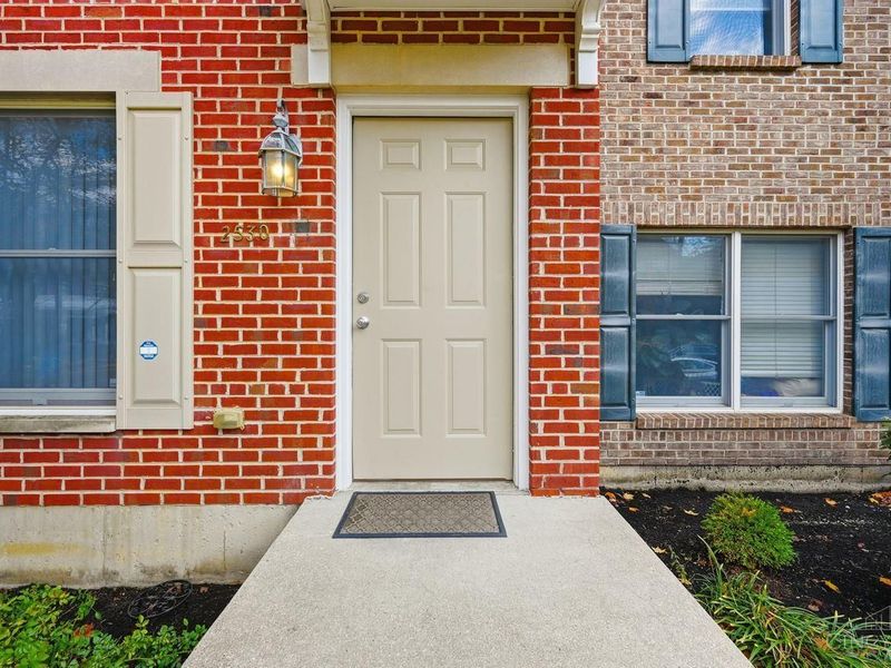 2530 Hackberry Street, Cincinnati, OH 45206 Photo 3