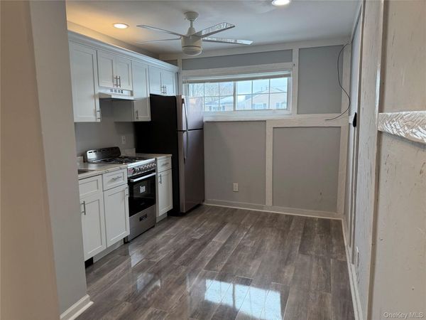 3975 Anne Drive , Seaford, NY 11783