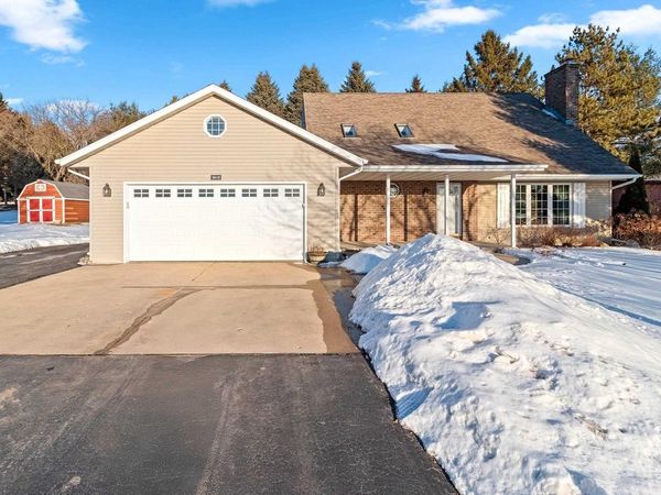 3410 GLENDALE AVENUE, Howard, WI 54313