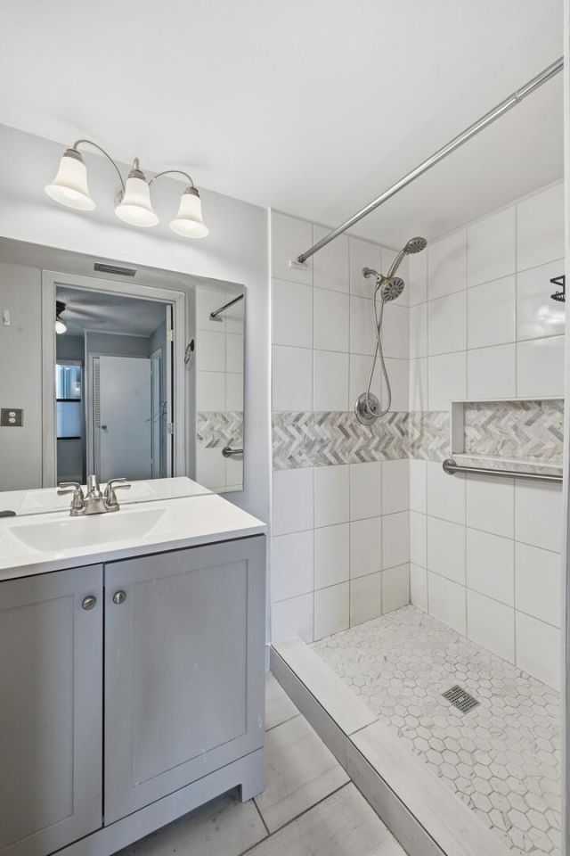 7142 Golf Colony Court, Unit 102, Lake Worth, FL 33467 Photo