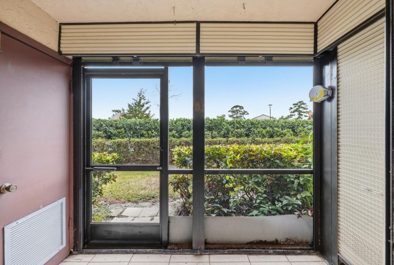 7142 Golf Colony Court, Unit 102, Lake Worth, FL 33467 Photo