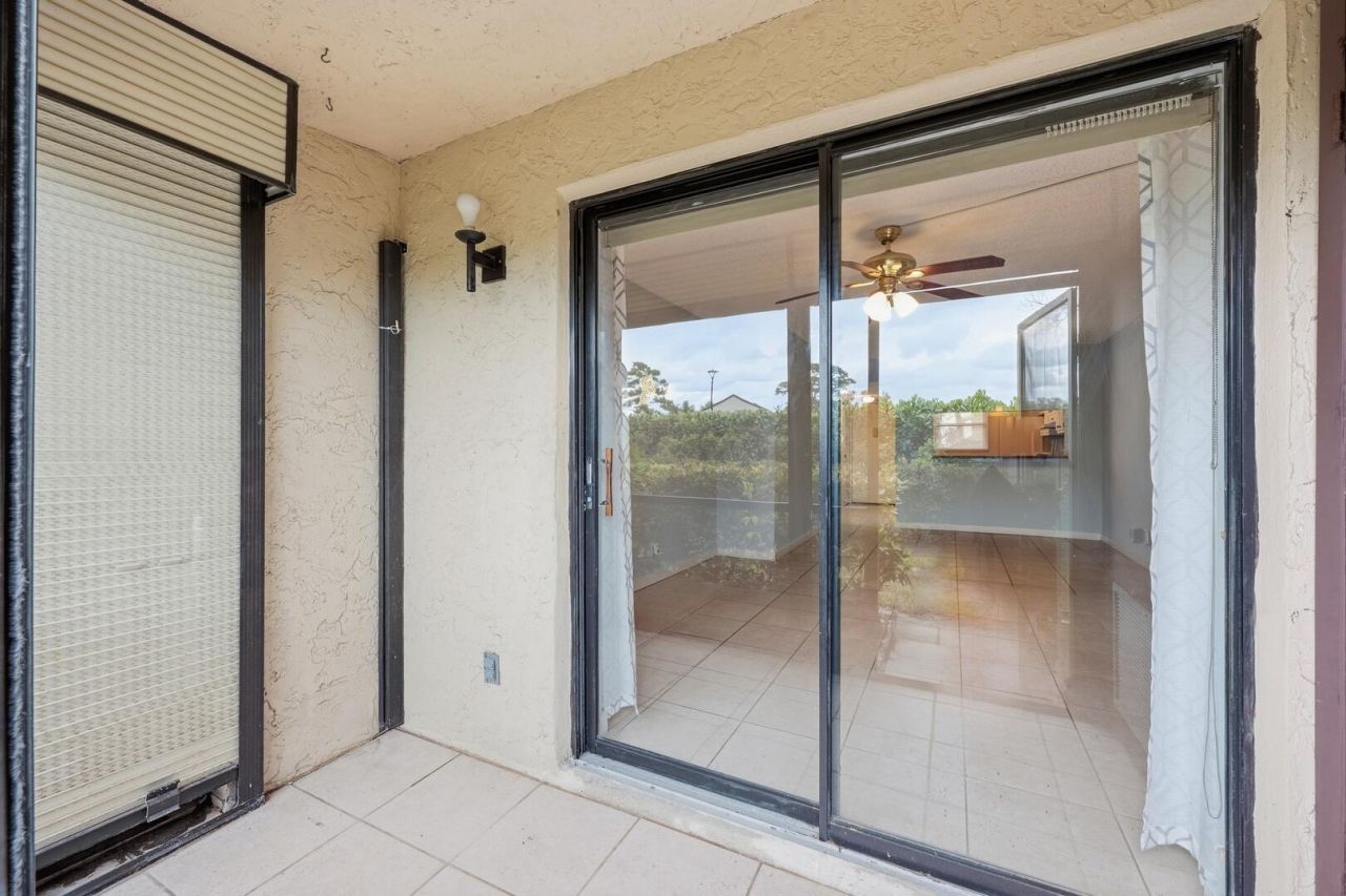 7142 Golf Colony Court, Unit 102, Lake Worth, FL 33467 Photo