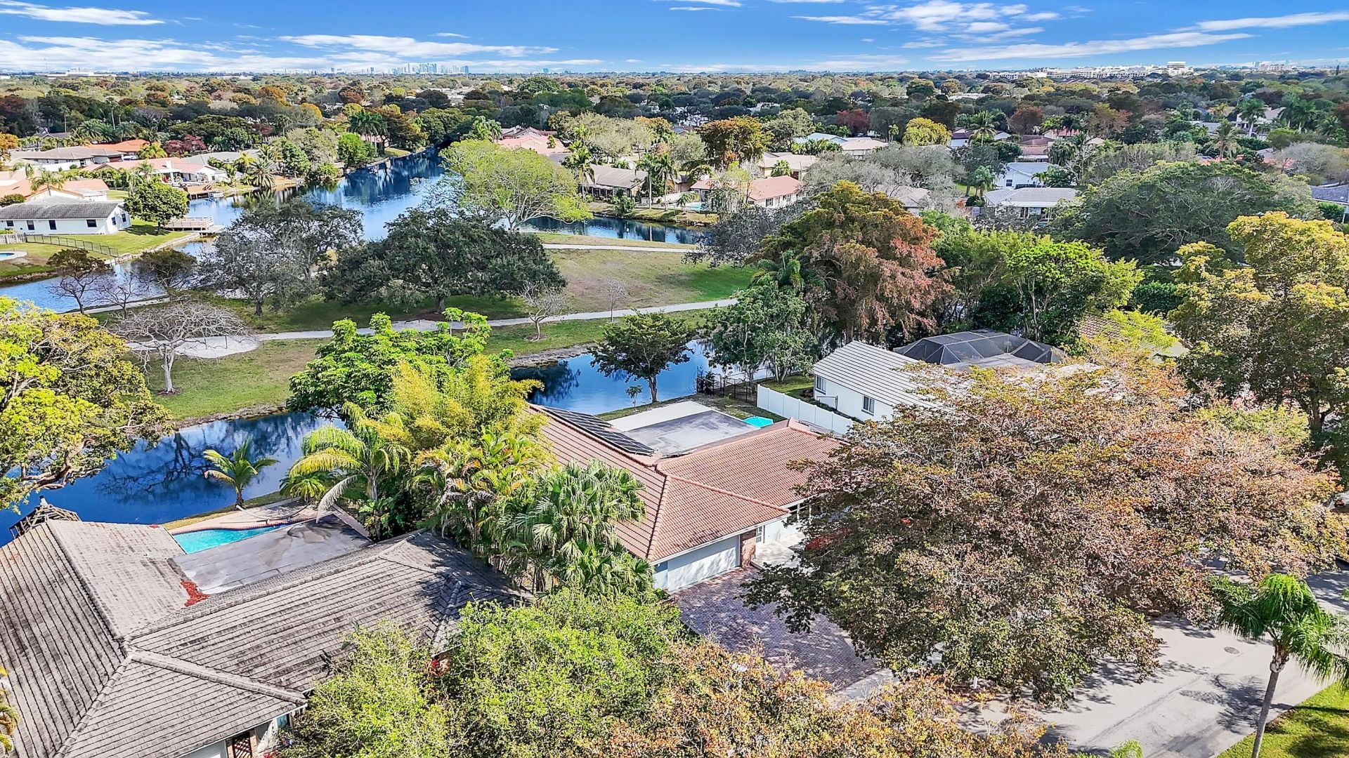 1380 NW 93rd Terrace, Plantation, FL 33322 Photo