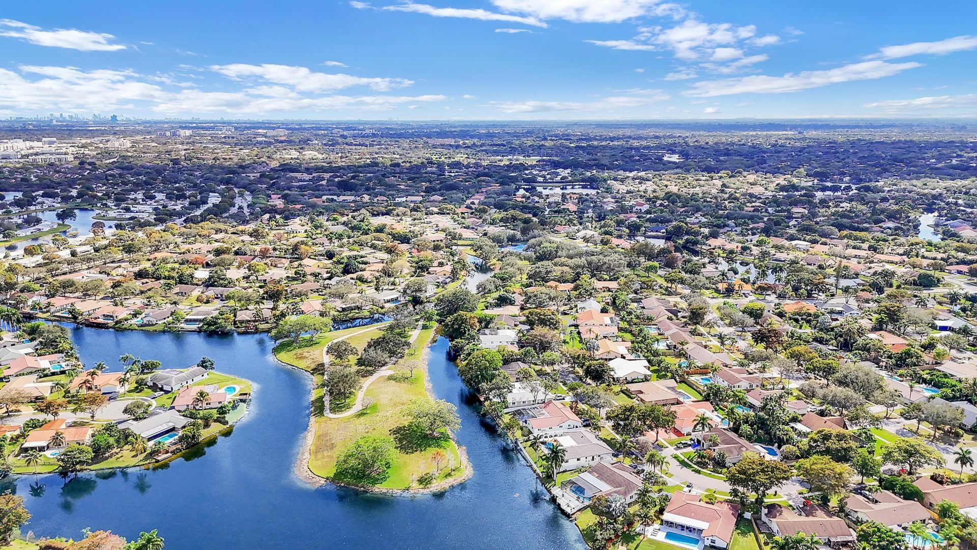 1380 NW 93rd Terrace, Plantation, FL 33322 Photo