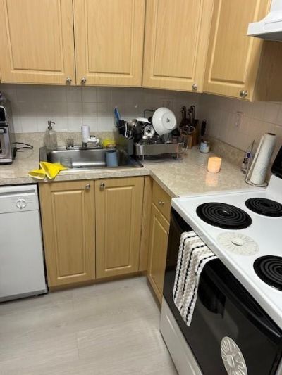 405 S Pine Island Road, Unit 213D, Fort Lauderdale, FL 33324 Photo