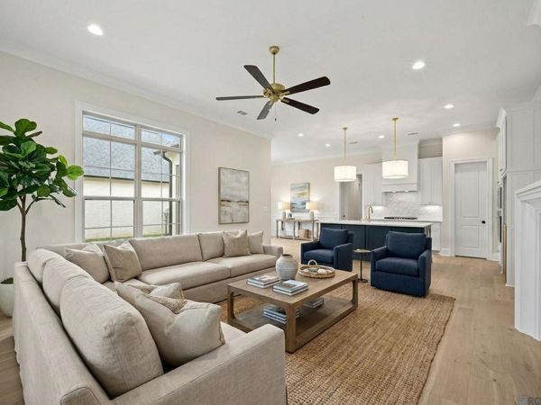 5131 Oakwater Alley, Gonzales, LA 70737