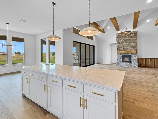7435 S Aberdeen Drive, Cleburne, TX 76033