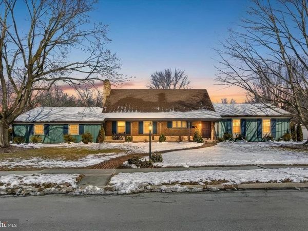 364 GRANT DRIVE, HANOVER, PA 17331