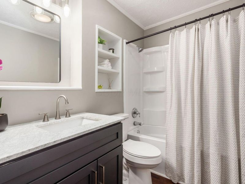 209 Prince Of Wales Drive, Columbus, OH 43230 Photo 18