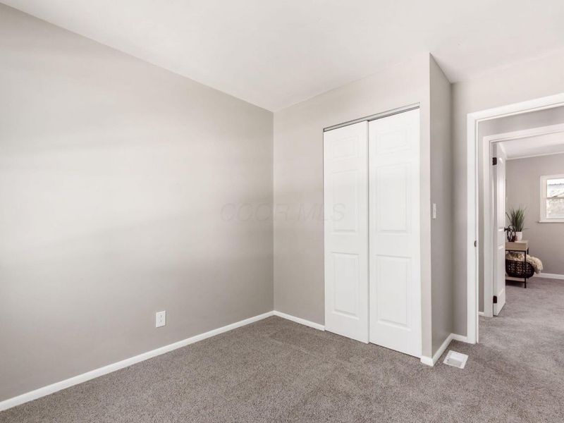 209 Prince Of Wales Drive, Columbus, OH 43230 Photo 24