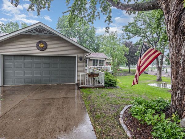 706 Pershing Avenue N, New Prague, MN 56071