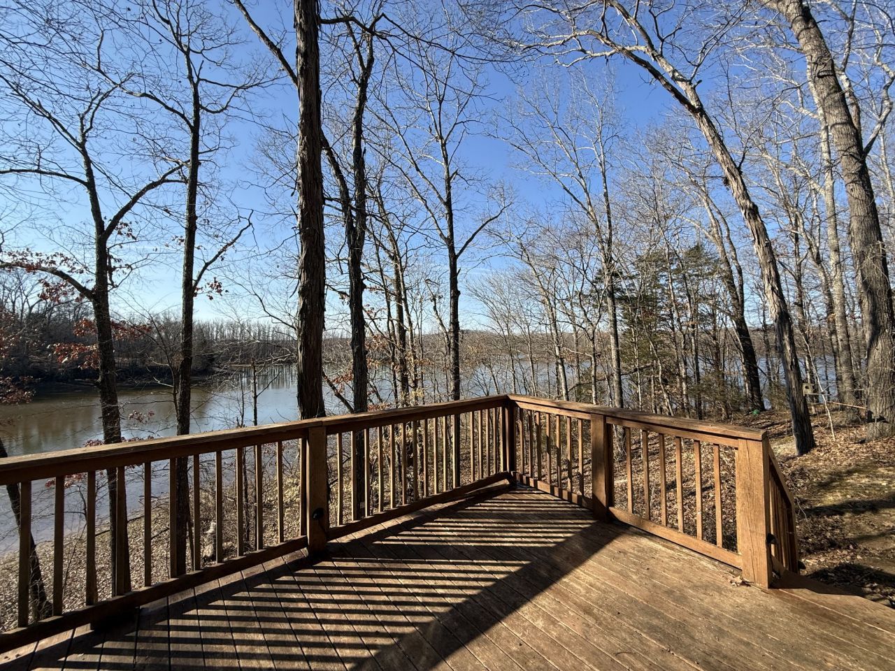 205 Lewis Cir, Dover, TN 37058 Main Photo