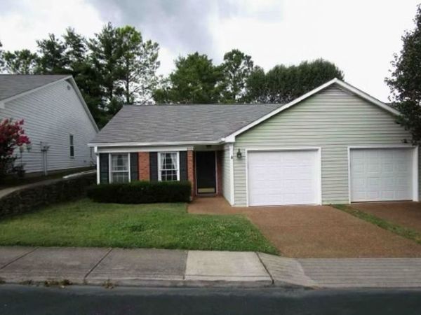 802 Marquette Dr , Nashville, TN 37205