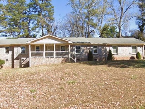 1700 Pine Circle, Lawrenceville, GA 30044