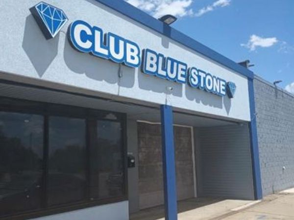 12210 N Grand River Avenue, Detroit, MI 48204