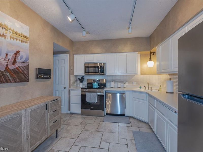 1139 Harwich Court, Rocky River, OH 44116 Photo 17