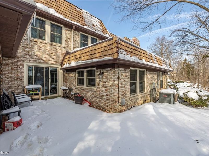 1139 Harwich Court, Rocky River, OH 44116 Photo 2