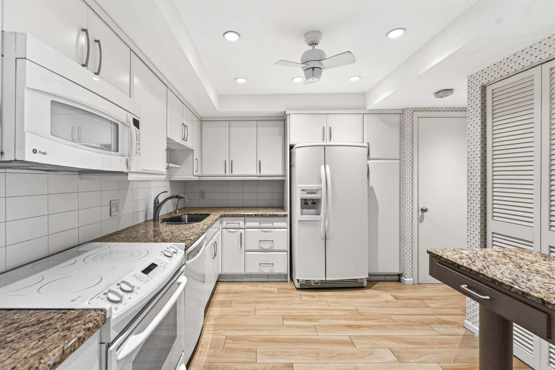 2600 S Ocean Boulevard, Unit 403s, Palm Beach, FL 33480 Photo