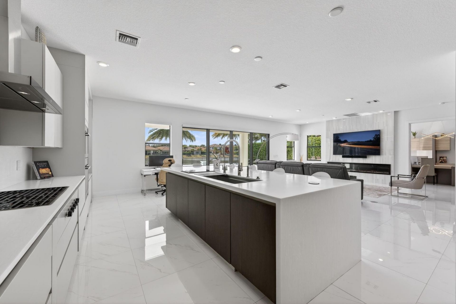 12020 Lake House Ln, Parkland, FL 33076 Photo