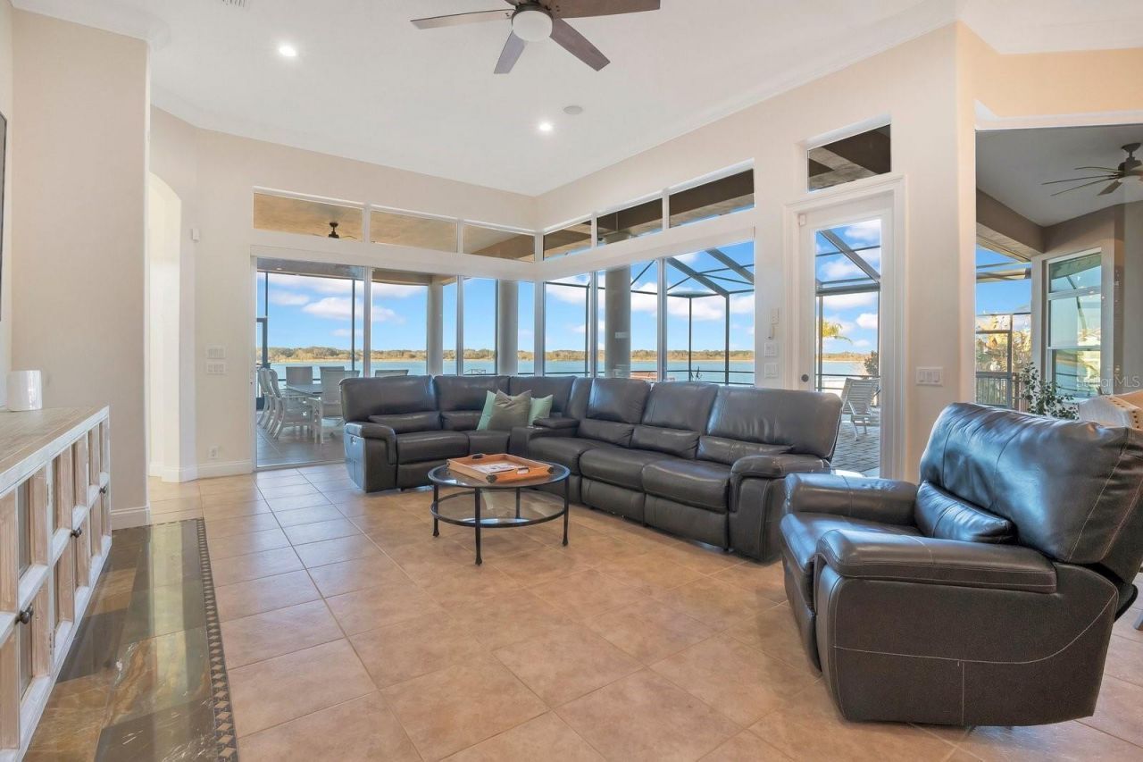 3040 Highlands By The Lake Way, Lakeland, FL 33812 Photo