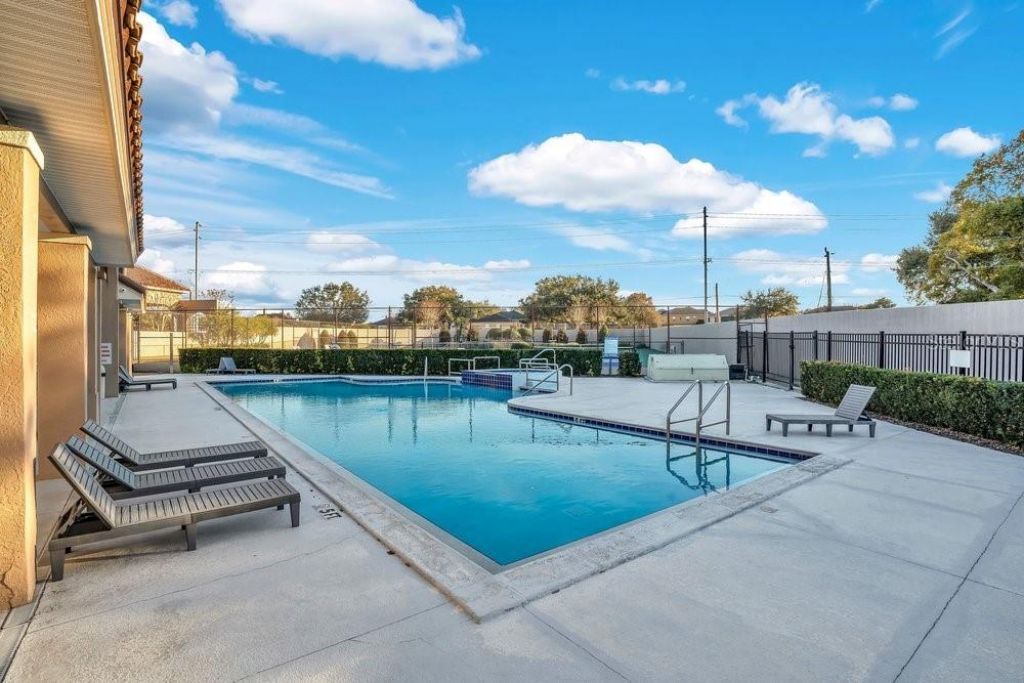 3040 Highlands By The Lake Way, Lakeland, FL 33812 Photo