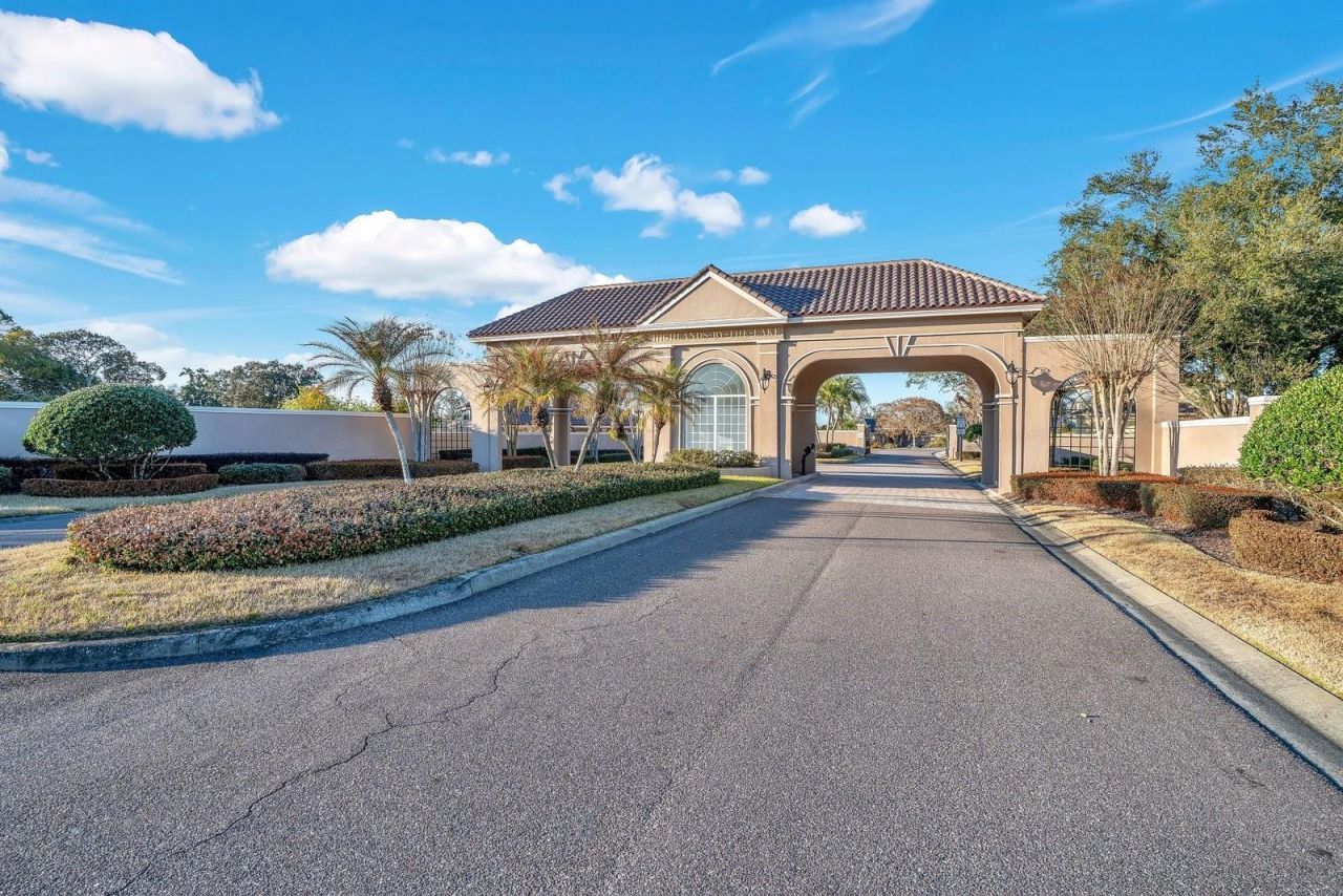 3040 Highlands By The Lake Way, Lakeland, FL 33812 Photo