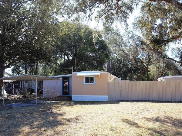 18664 SE 21ST PLACE, SILVER SPRINGS, FL 34488