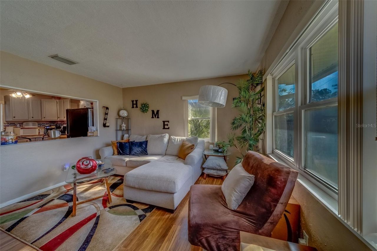 2749 16th Avenue N, Saint Petersburg, FL 33713 Photo