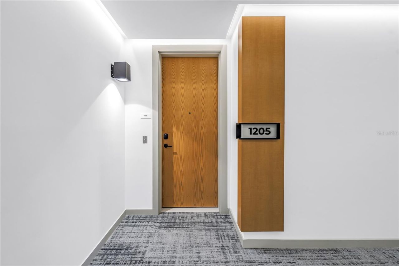 777 3rd Avenue N, Unit 1205, Saint Petersburg, FL 33701 Photo