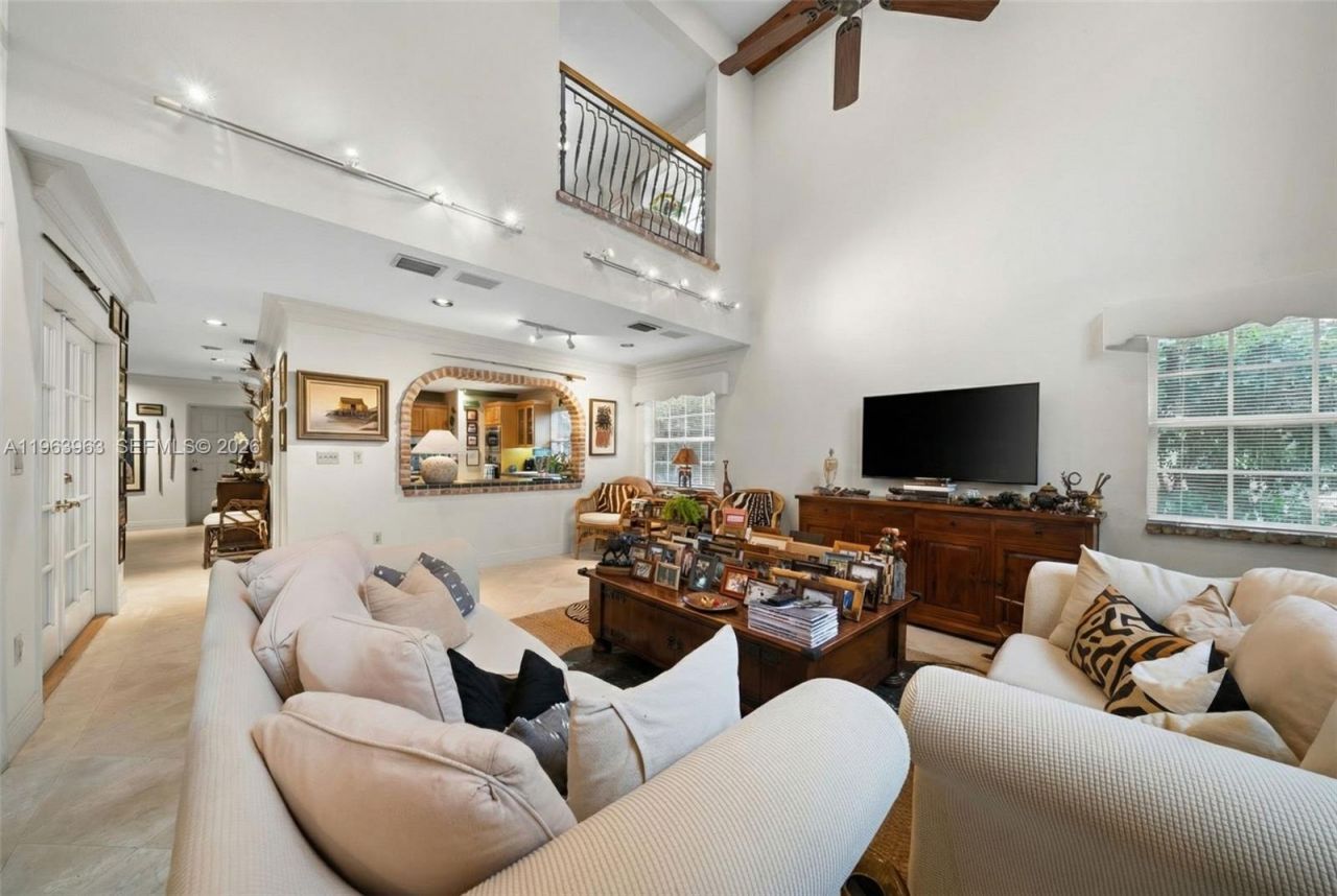 1255 Algardi Ave, Coral Gables, FL 33146 Photo