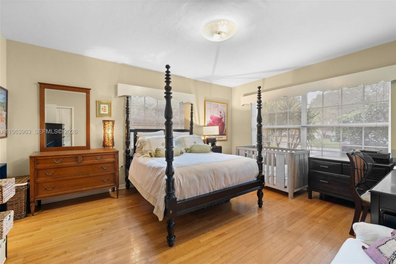 1255 Algardi Ave, Coral Gables, FL 33146 Photo